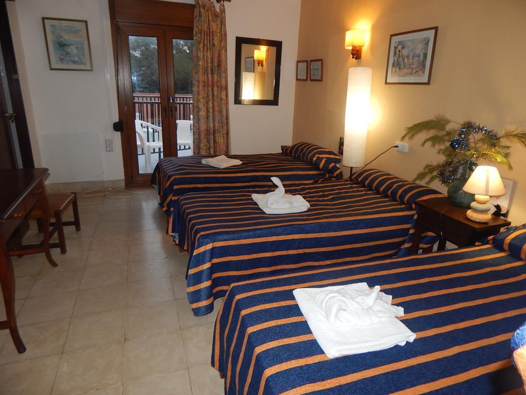 Residencia Santiago Mallorca 칼라 피구에라 외부 사진