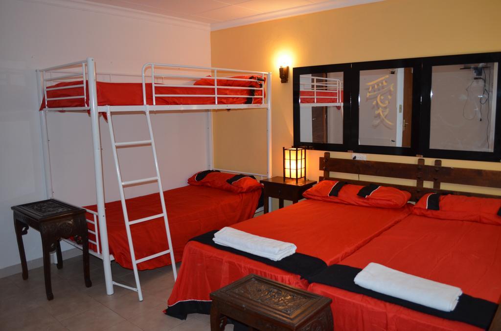 Residencia Santiago Mallorca 칼라 피구에라 외부 사진