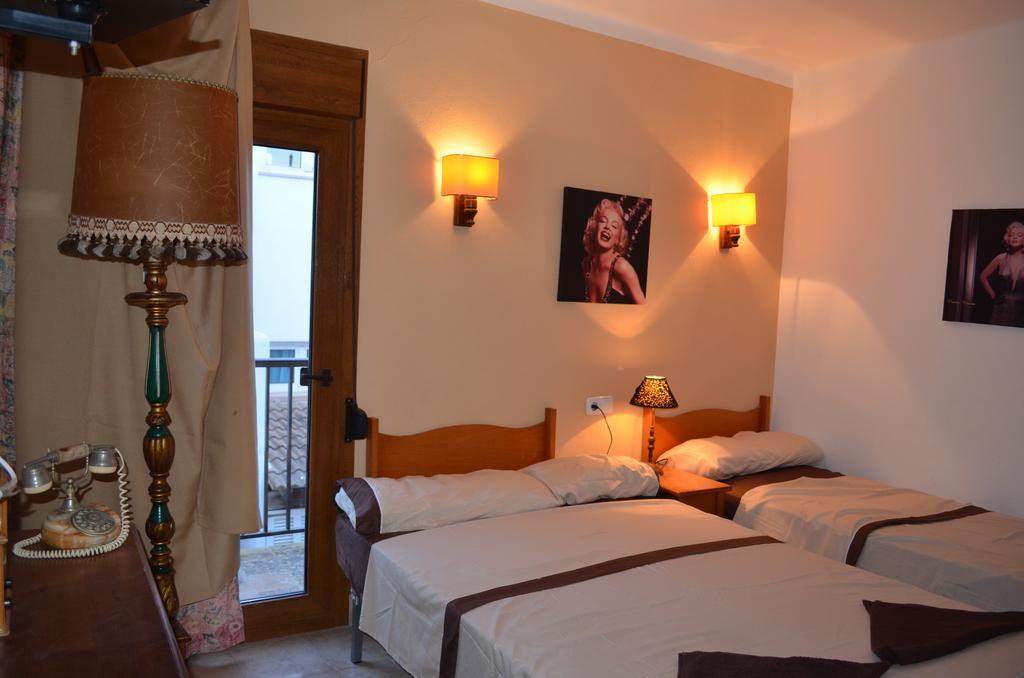 Residencia Santiago Mallorca 칼라 피구에라 외부 사진