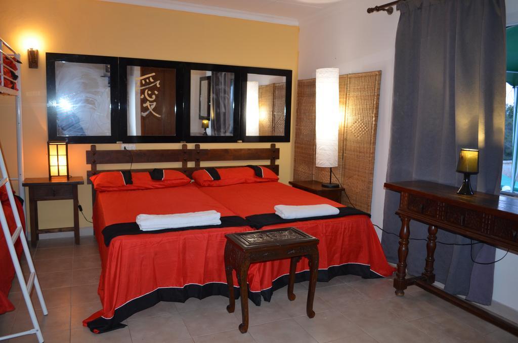 Residencia Santiago Mallorca 칼라 피구에라 외부 사진